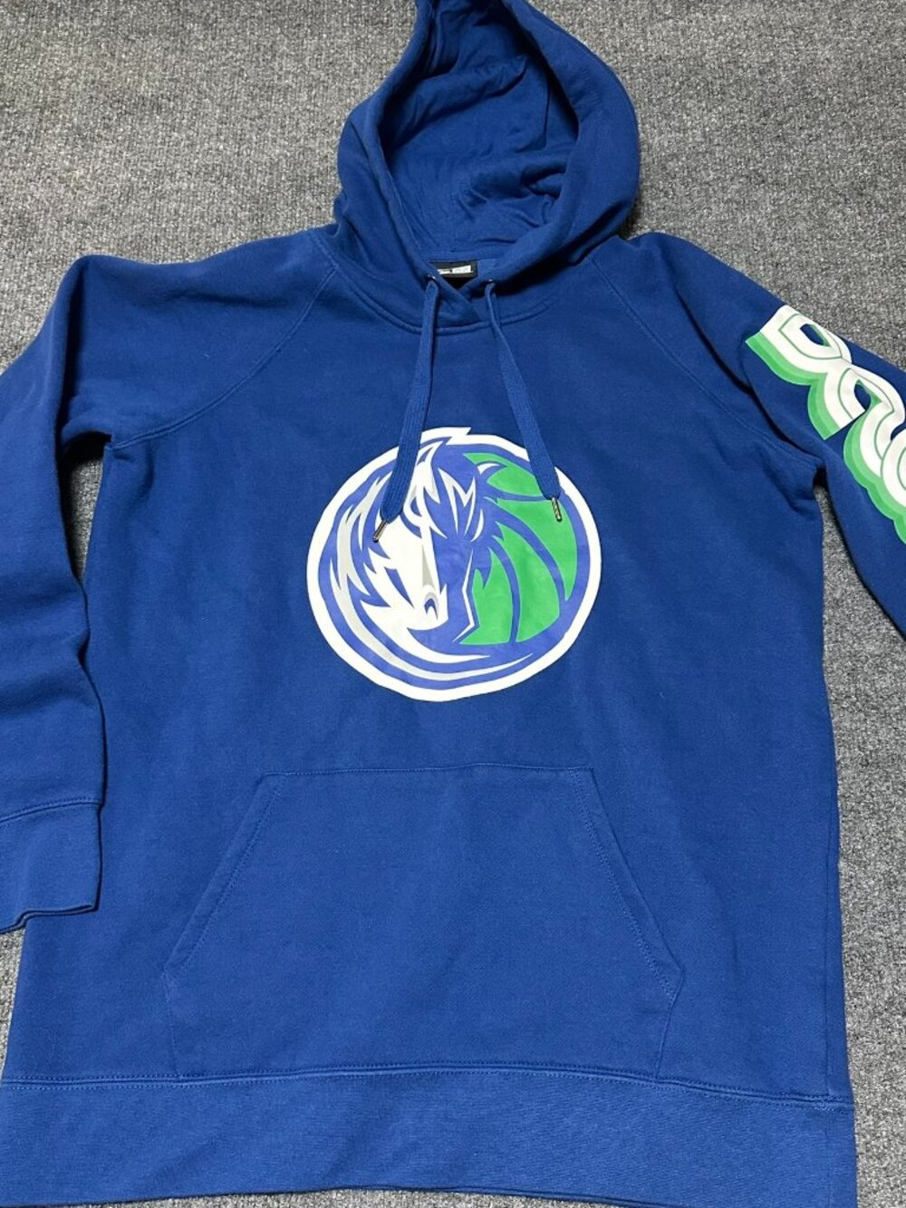 Men's Dallas Mavericks New Era Blue‎ 2022/23 City Edition Pullover Hoodie Large